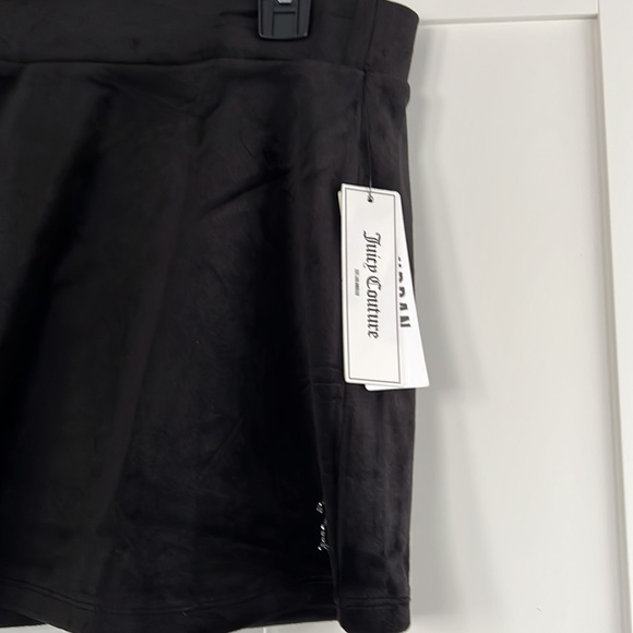 Juicy couture mini black velvet skirt new - Picture 2 of 5